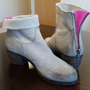 NICOLE Suede Canvas Taupe Bootie